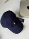 Etichetta blu navy e bianca